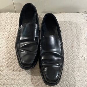 TOD’S Black Leather Slip On Loafers Unisex